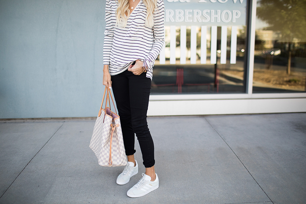 Kailee Wright_Nordstrom Anniversary Sale_Black and White Striped Top