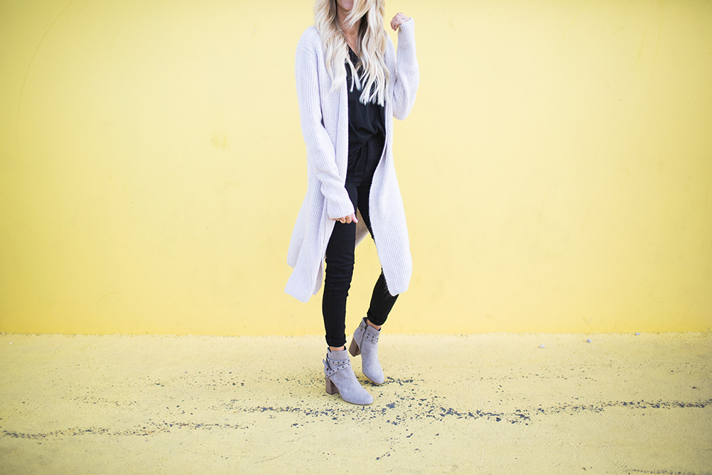 Kailee Wright_Nordstrom Anniversary Sale_Grey Cardigan