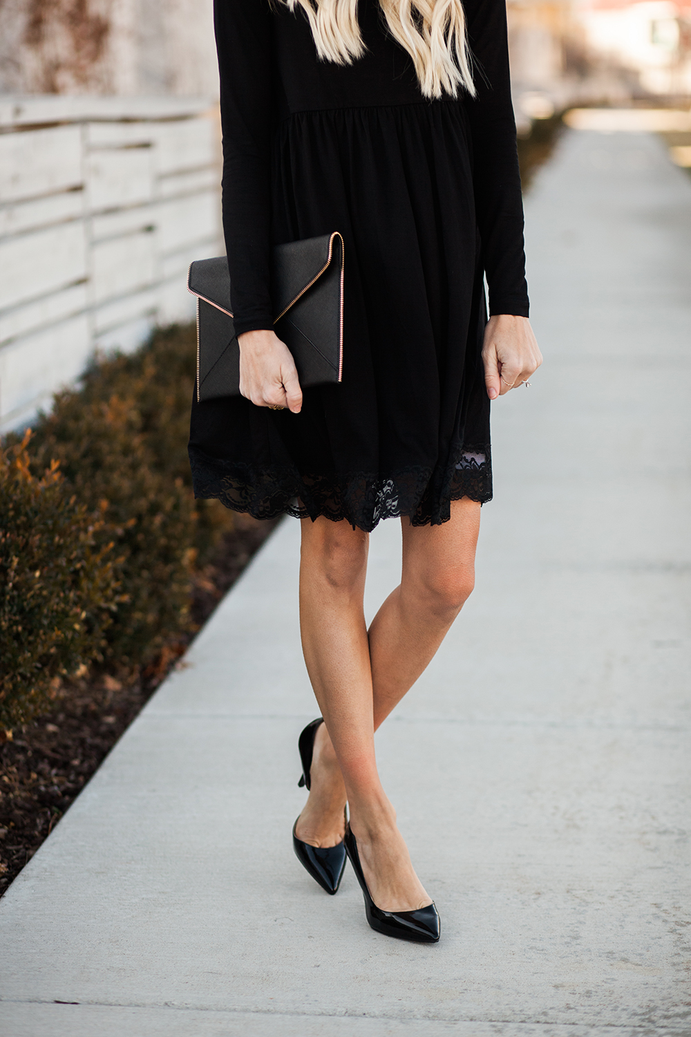 Kailee Wright-Holiday black dress